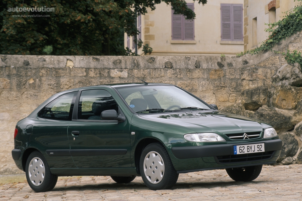 Citroen Xsara Coupe photo 2