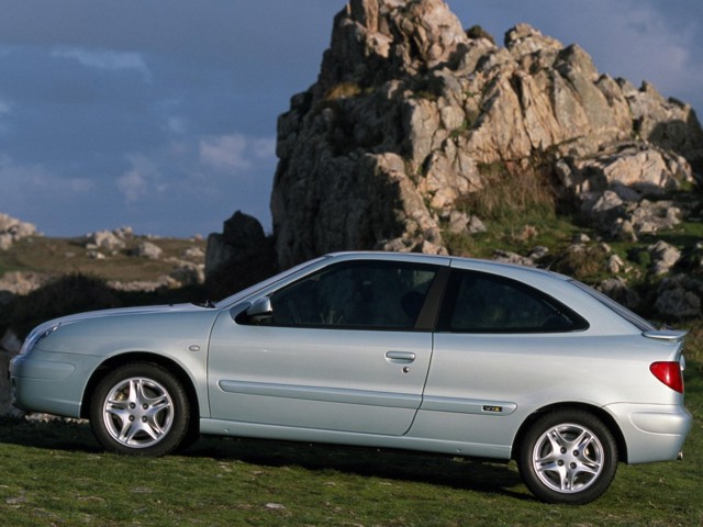 Citroen Xsara Coupe photo 11
