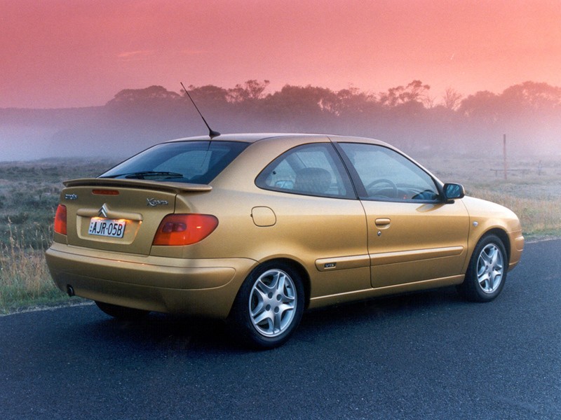 Citroen Xsara Coupe photo 18