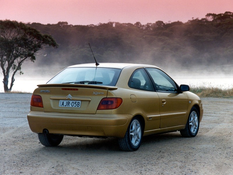 Citroen Xsara Coupe photo 19