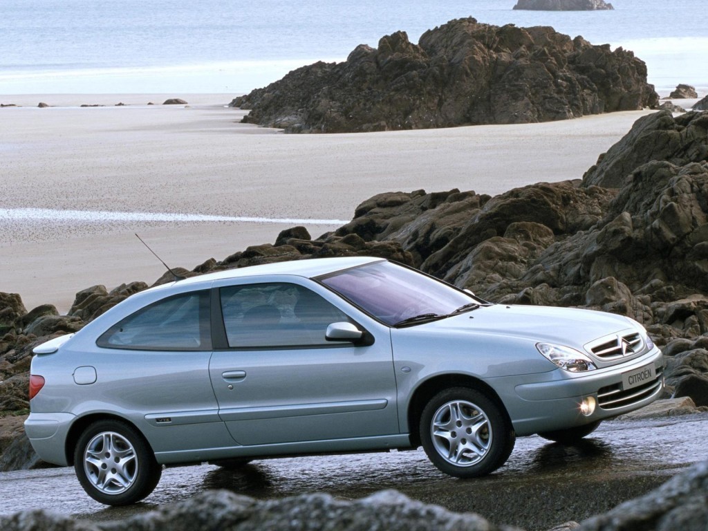 Citroen Xsara Coupe photo 21
