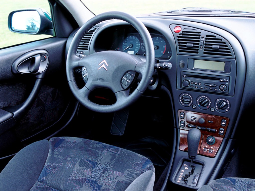 Citroen Xsara Coupe photo 23