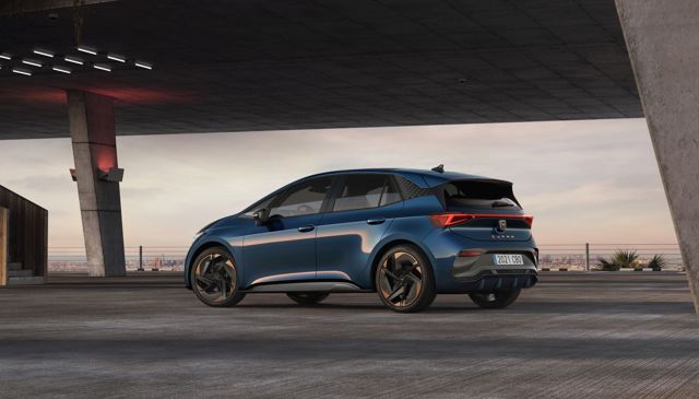 Cupra Born photo 7