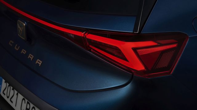 Cupra Born photo 16