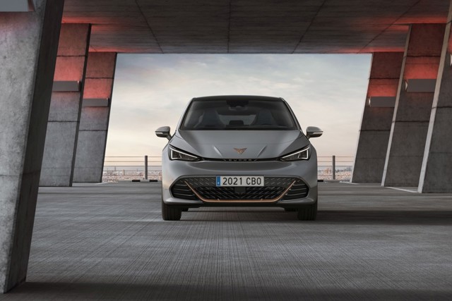 Cupra Born photo 18