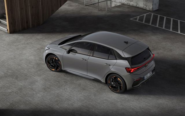 Cupra Born photo 22