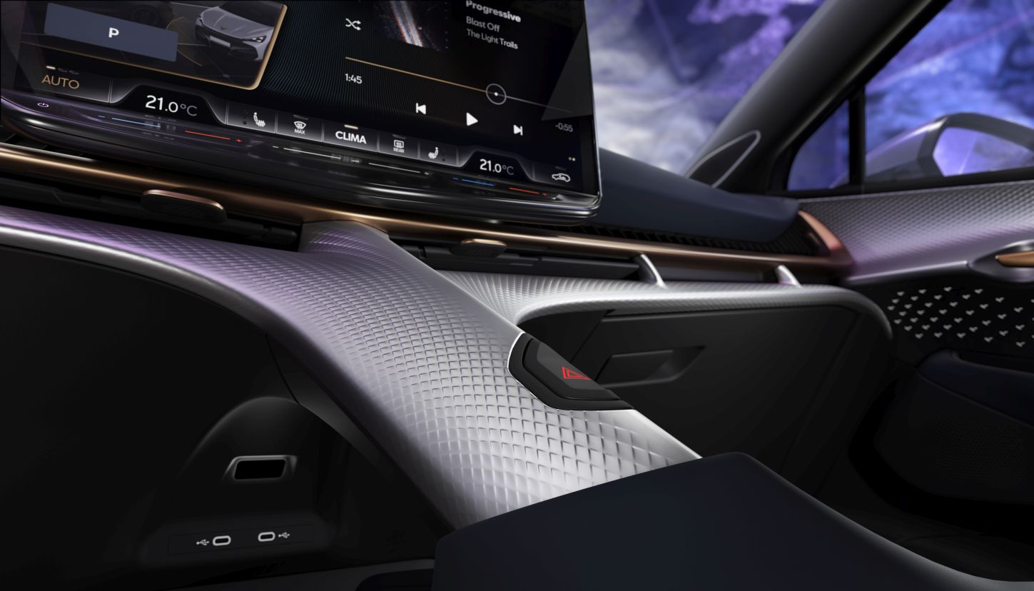 Cupra Tavascan photo 24