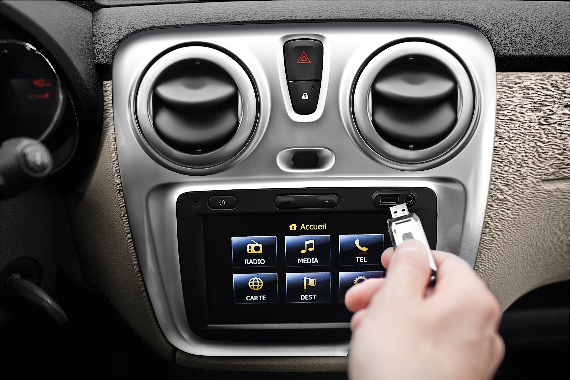 Dacia Dokker photo 70