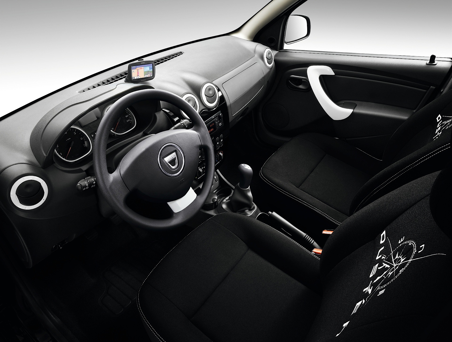 Dacia Duster photo 56