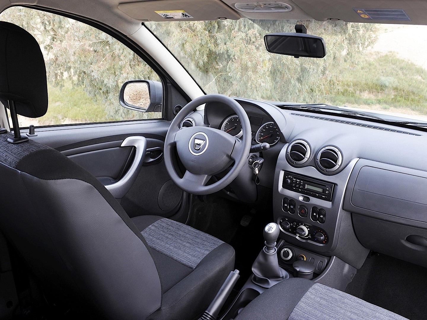 Dacia Duster photo 57