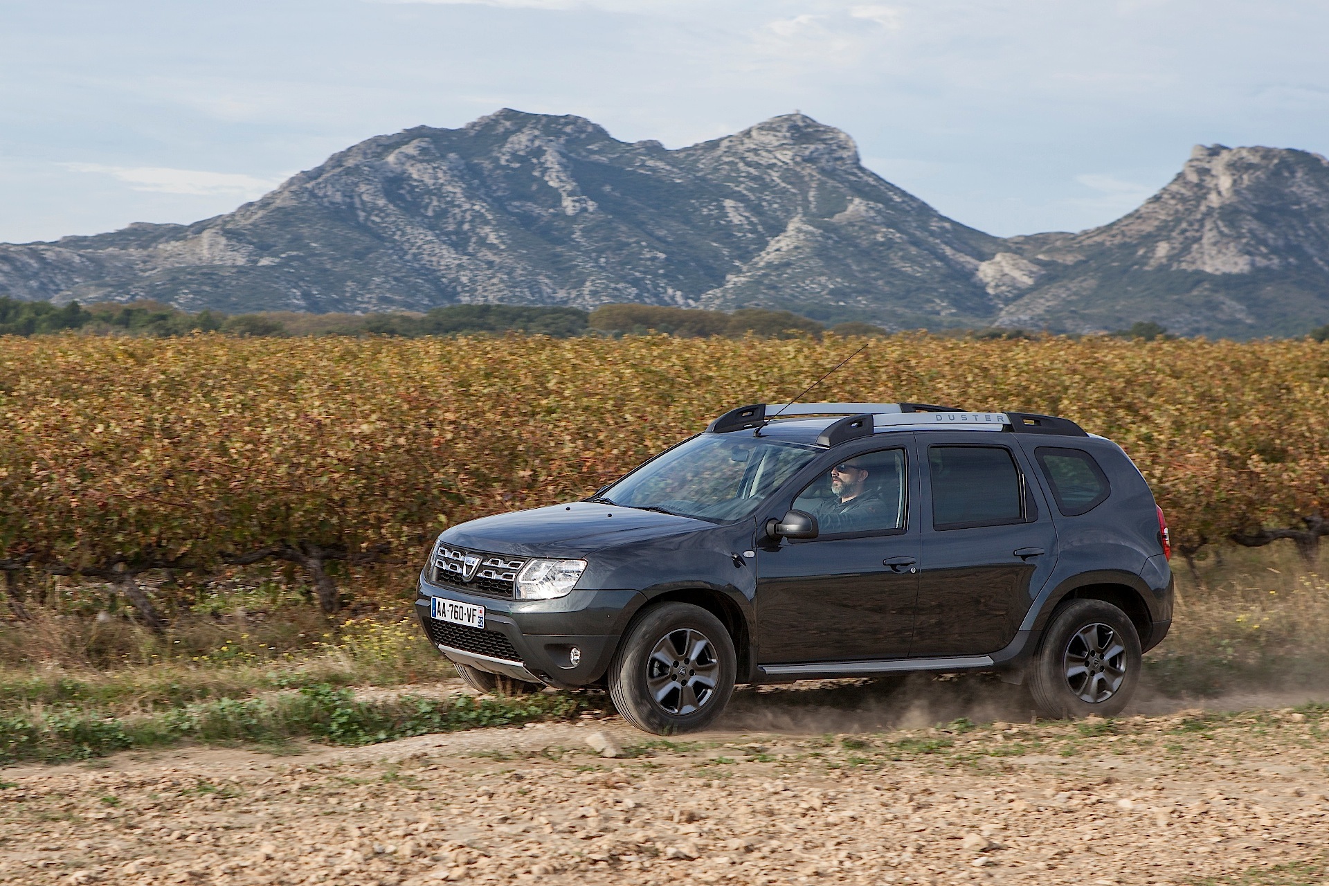 Dacia Duster photo 36