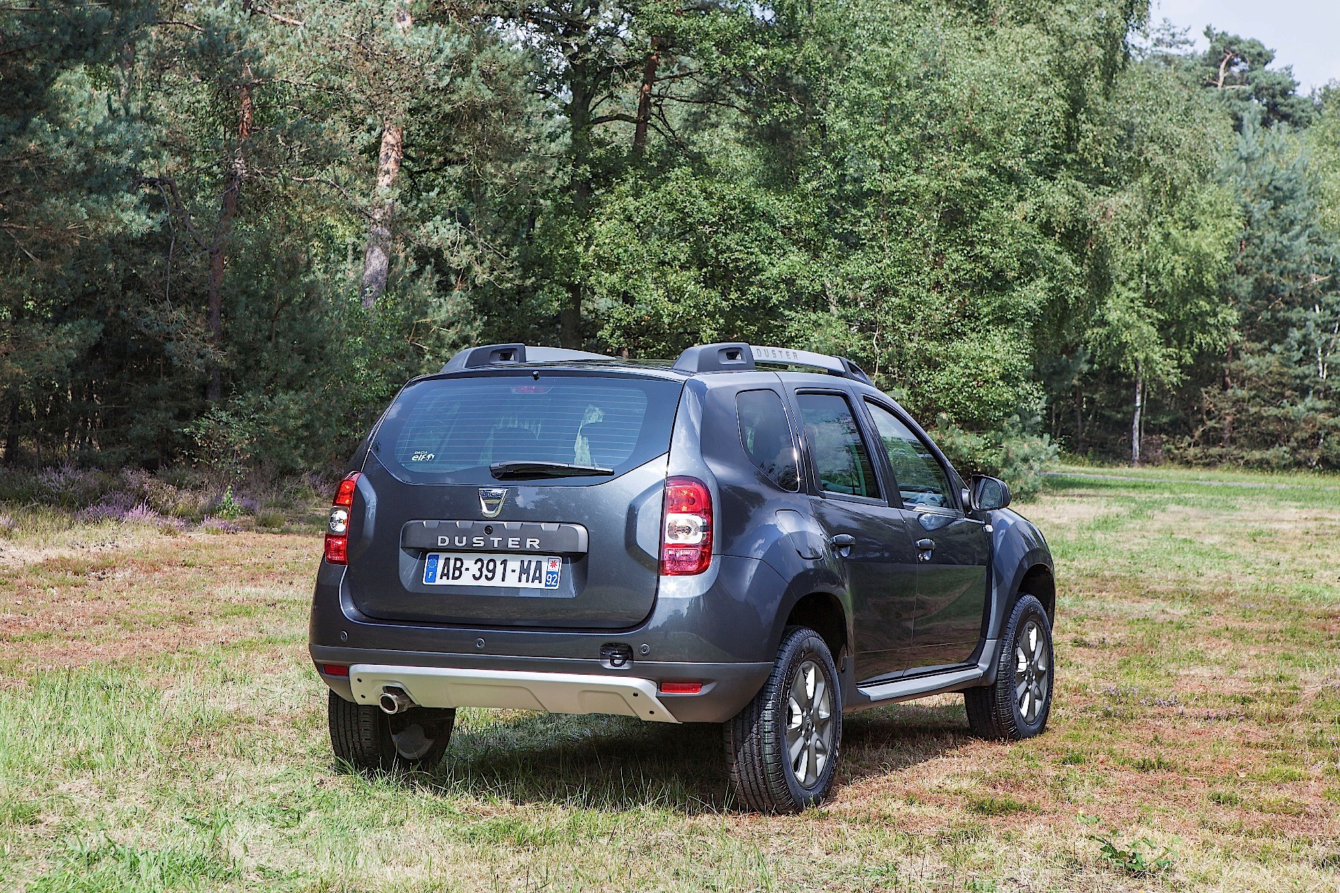 Dacia Duster photo 6