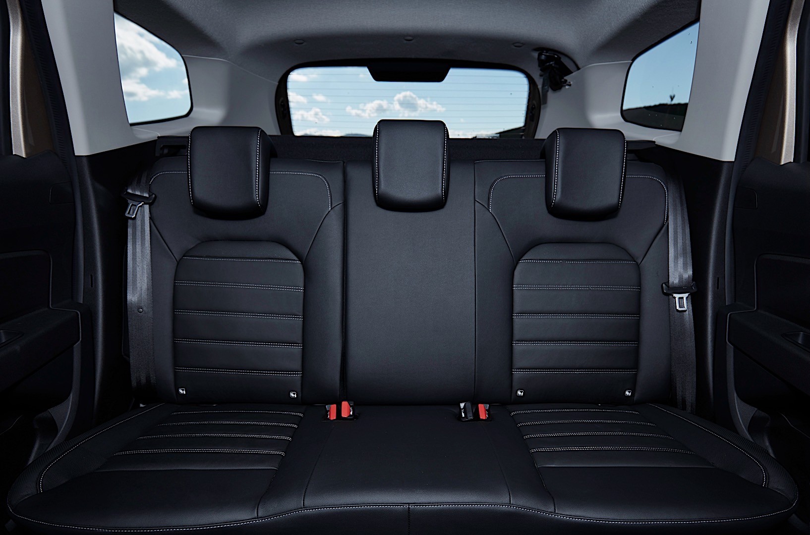 Dacia Duster photo 26