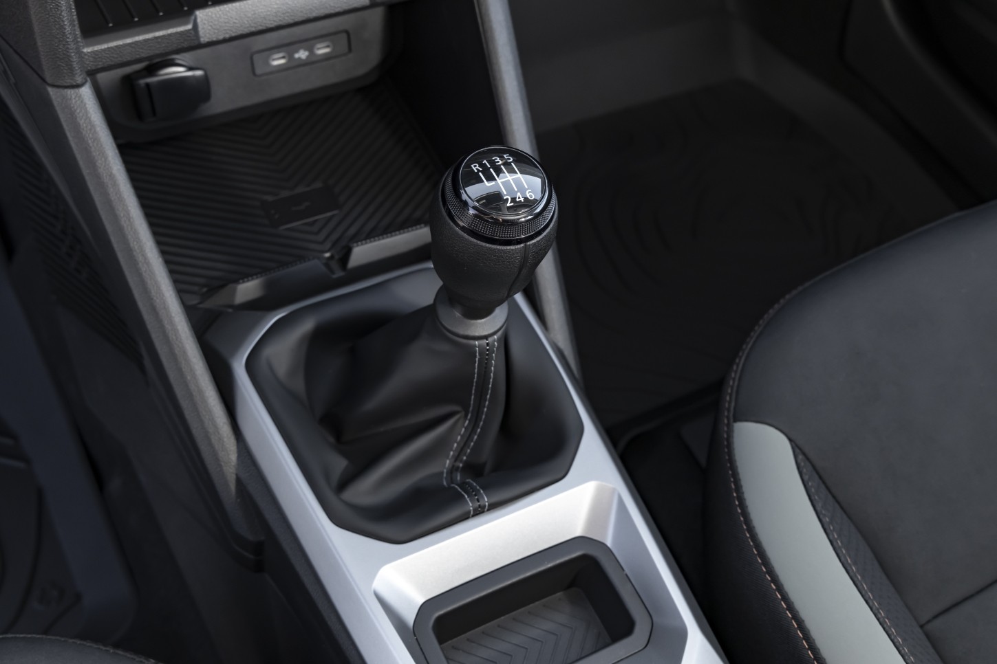 Dacia Duster photo 96