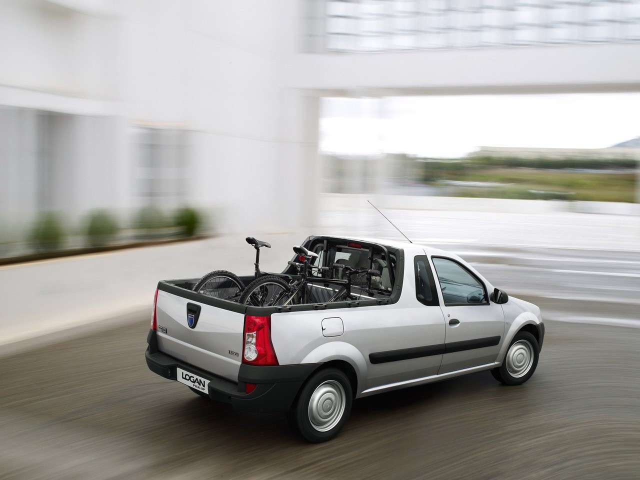 Dacia Logan Pick-Up photo 18