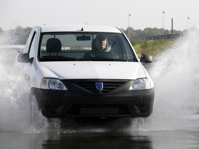 Dacia Logan Pick-Up photo 24