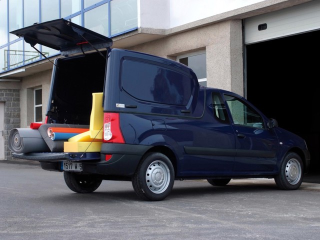 Dacia Logan Pick-Up photo 33