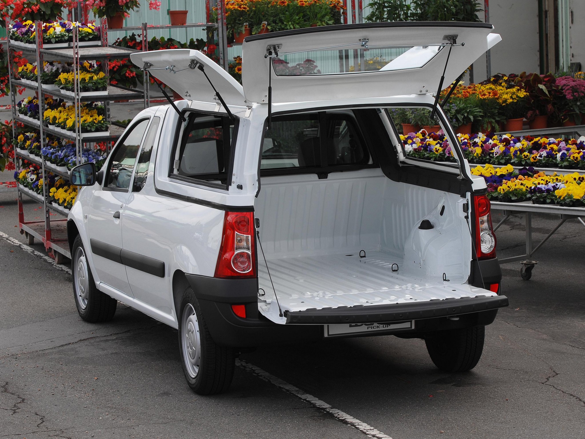 Dacia Logan Pick-Up photo 36