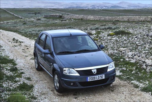 Dacia Logan photo 10