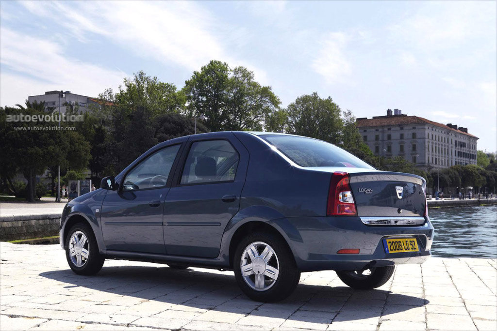 Dacia Logan photo 2