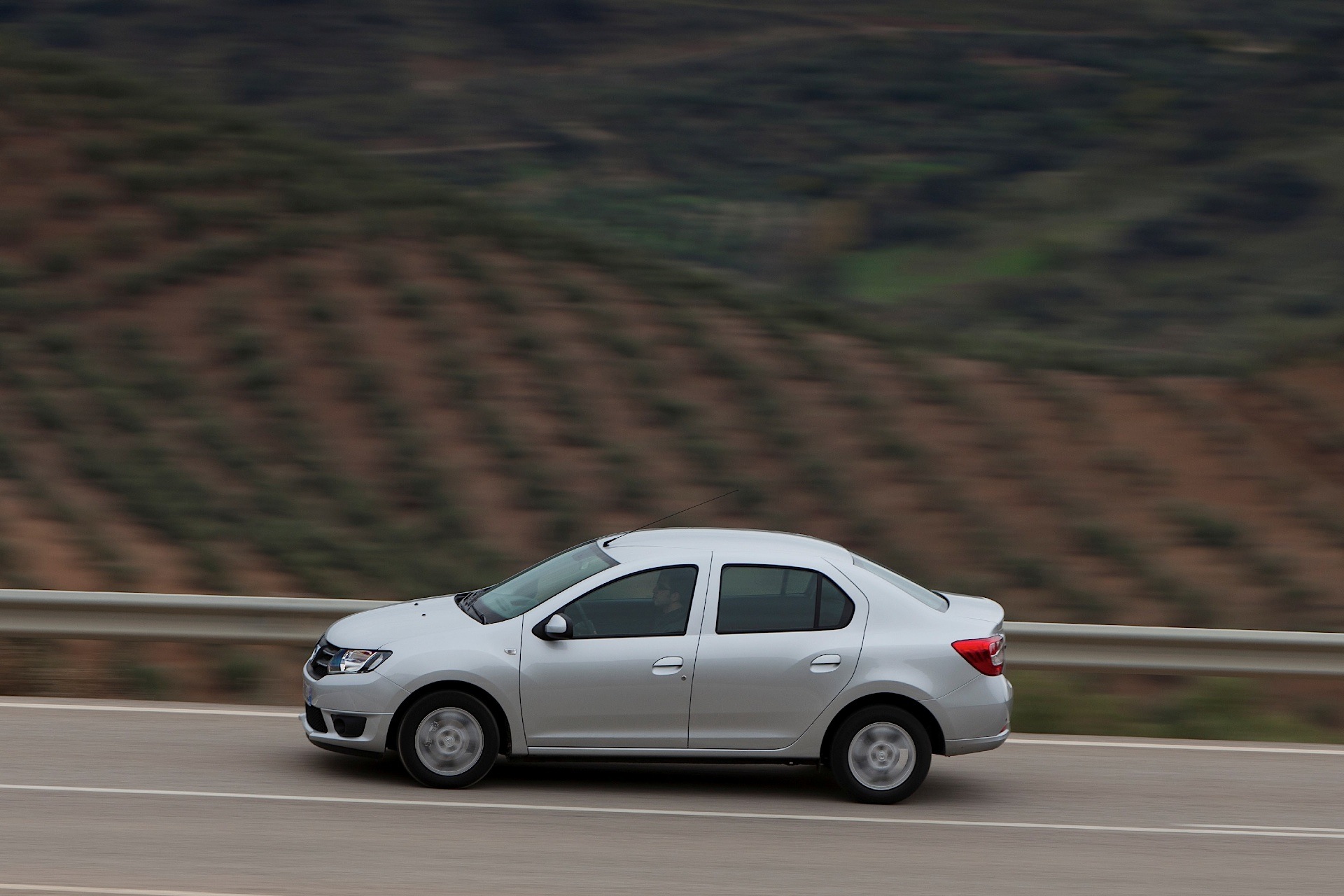 Dacia Logan photo 23