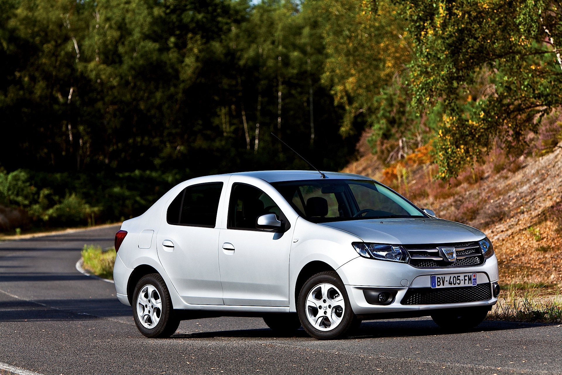 Dacia Logan photo 9