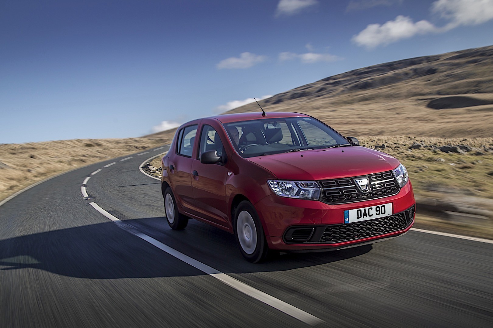 Dacia Sandero photo 2