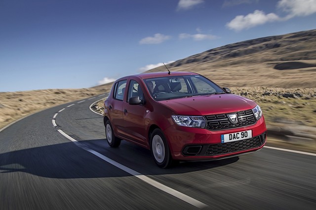 Dacia Sandero photo 2