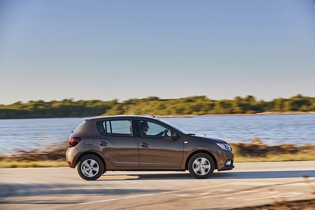 Dacia Sandero photo 18