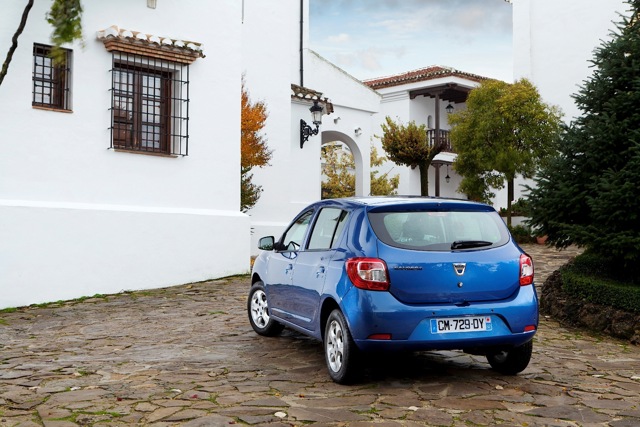 Dacia Sandero foto 16