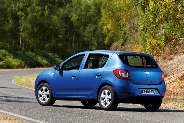 Dacia Sandero foto 2