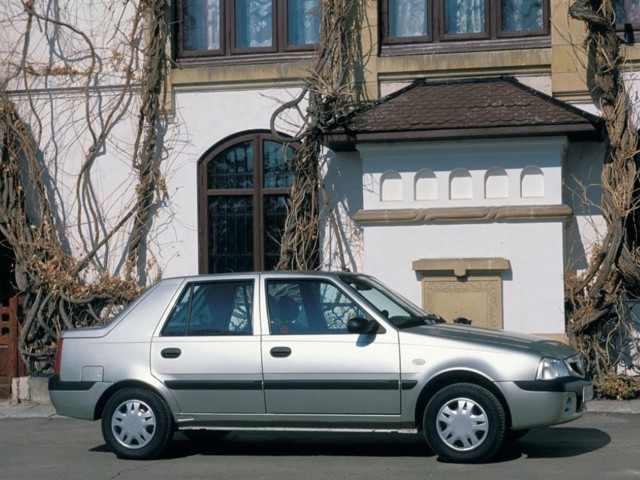 Dacia Solenza foto 6