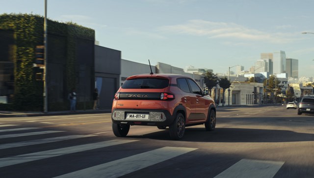 Dacia Spring photo 14