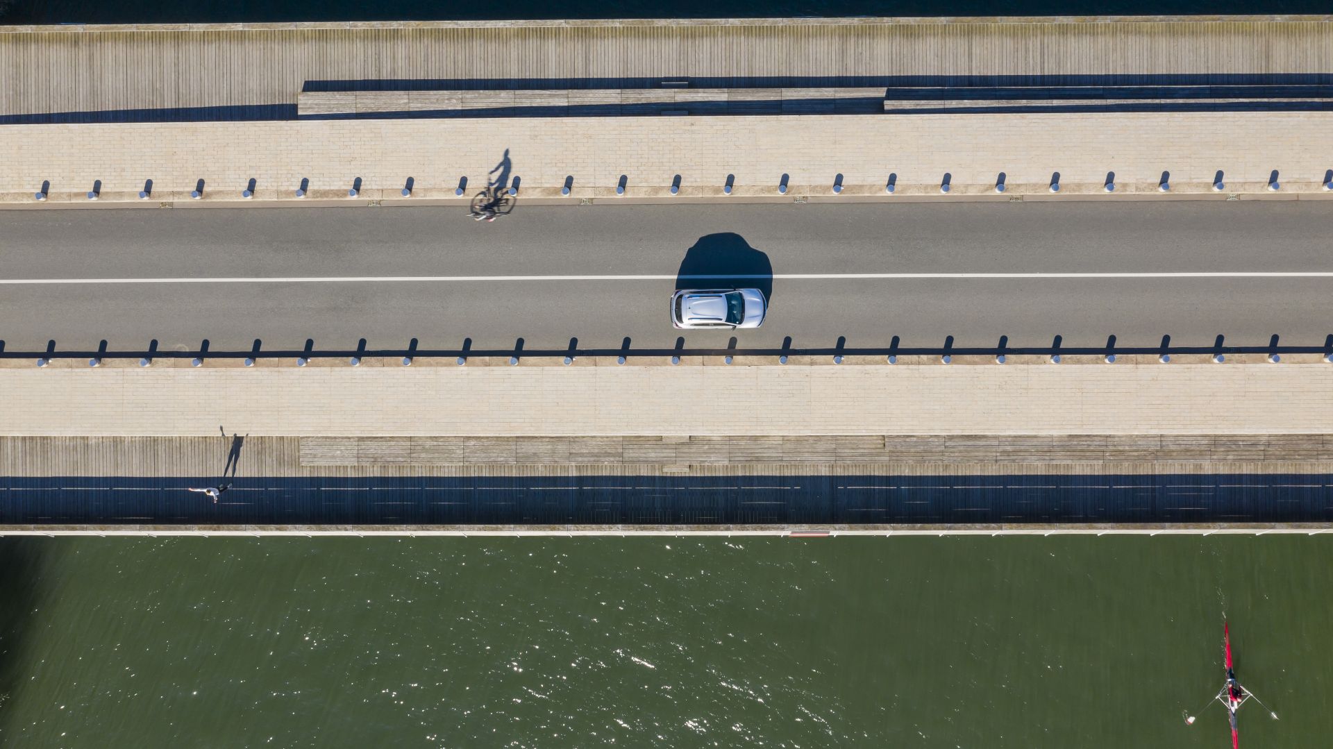 Dacia Spring photo 36