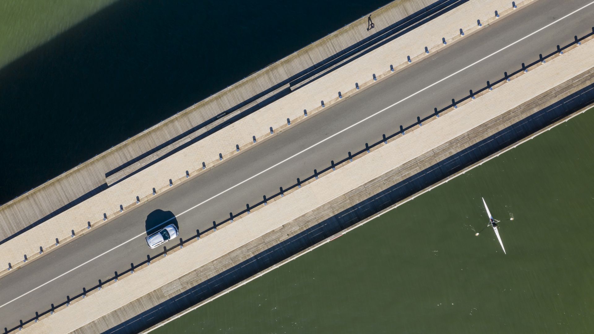 Dacia Spring photo 37