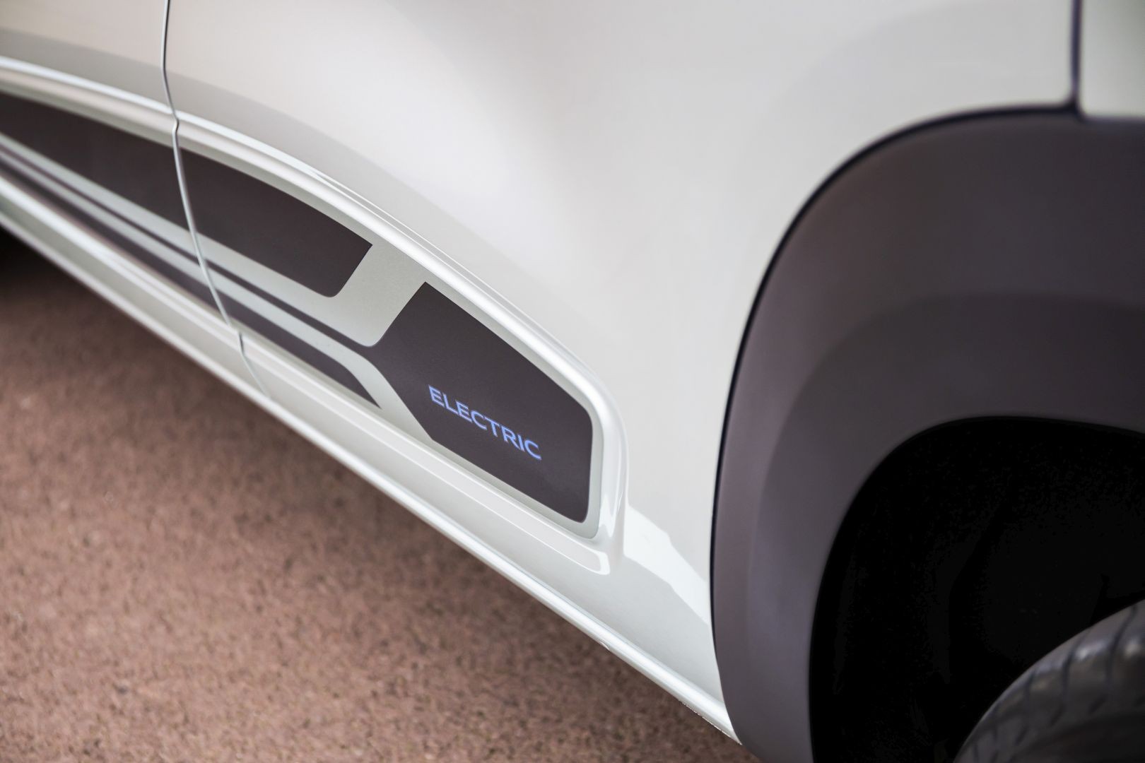 Dacia Spring photo 58