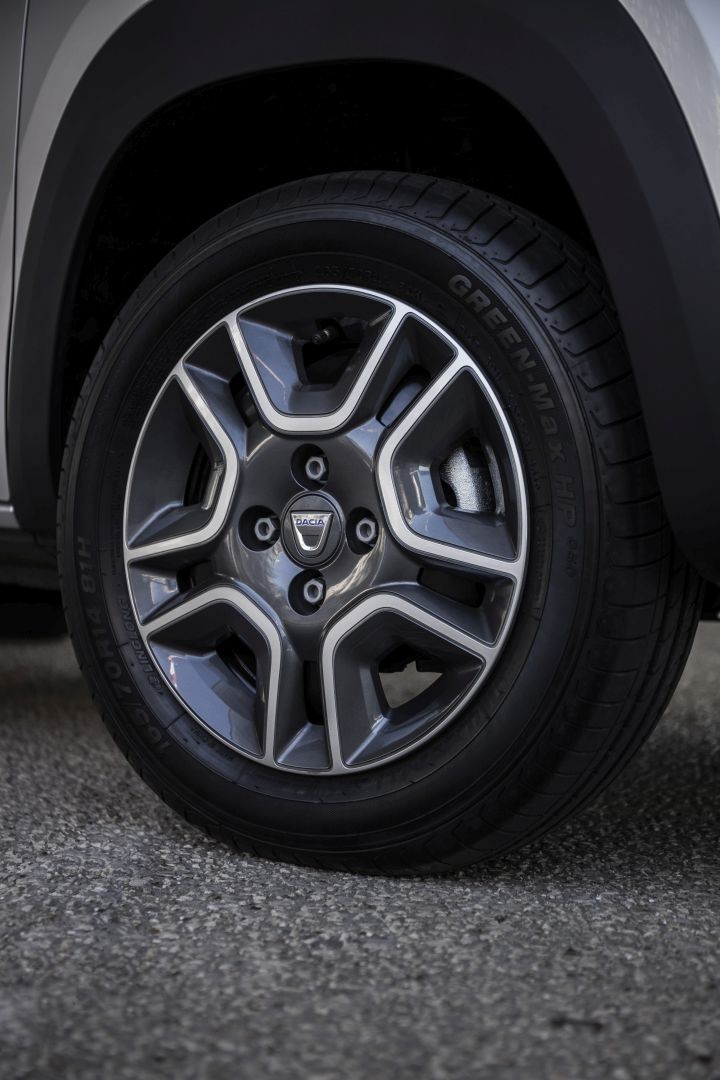 Dacia Spring photo 63