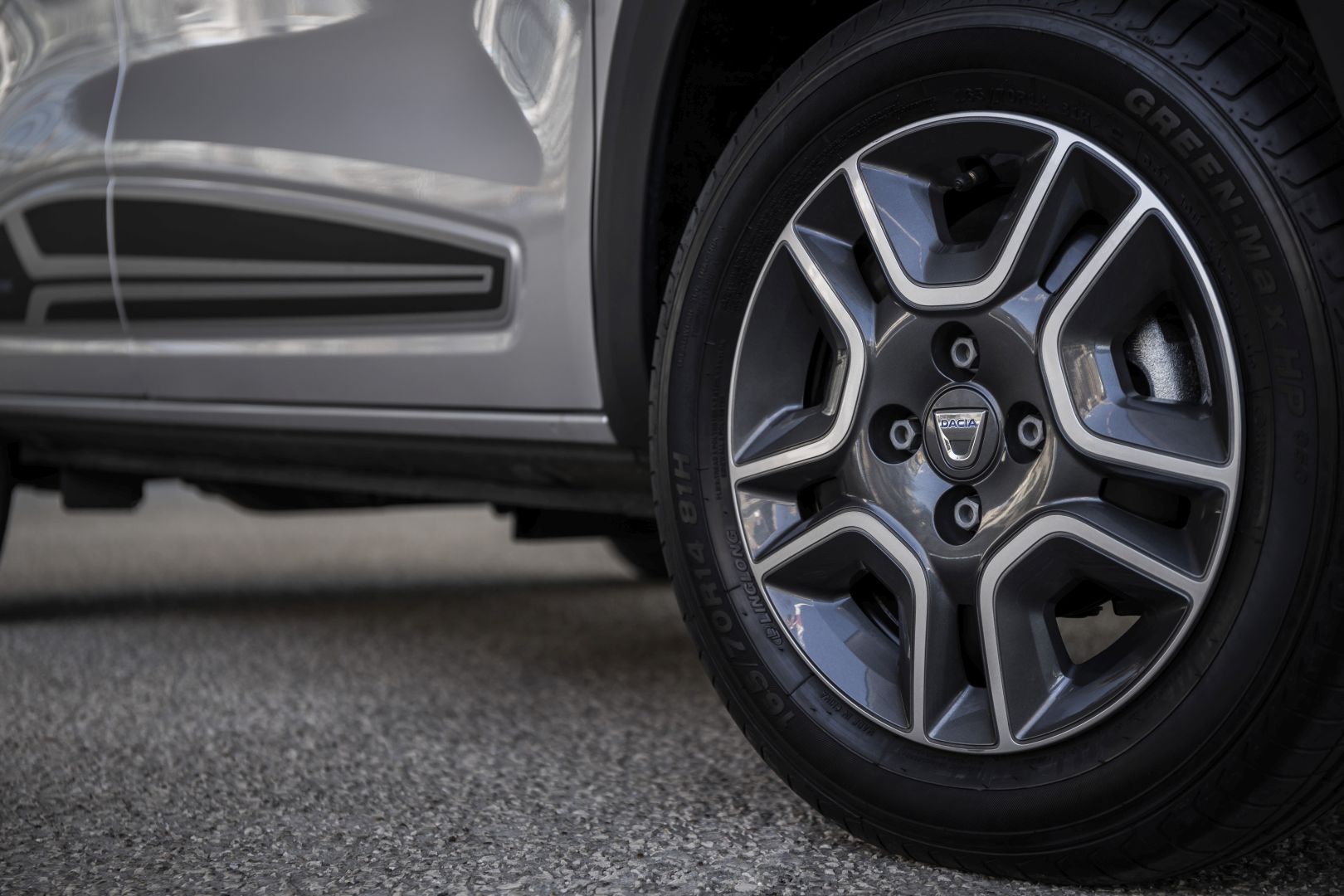 Dacia Spring photo 64