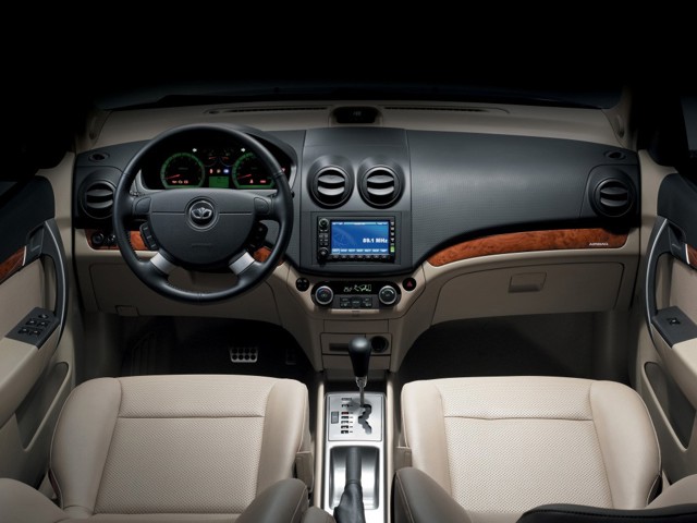 Daewoo Gentra Foto 22