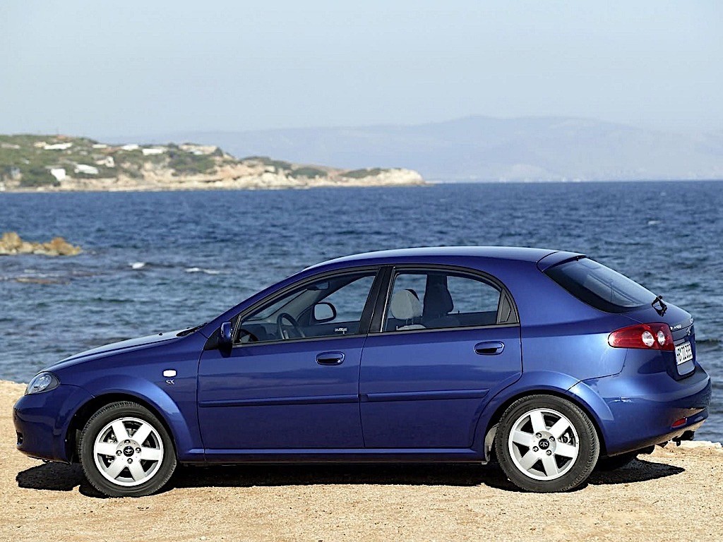 Daewoo Lacetti 5 Doors photo 15
