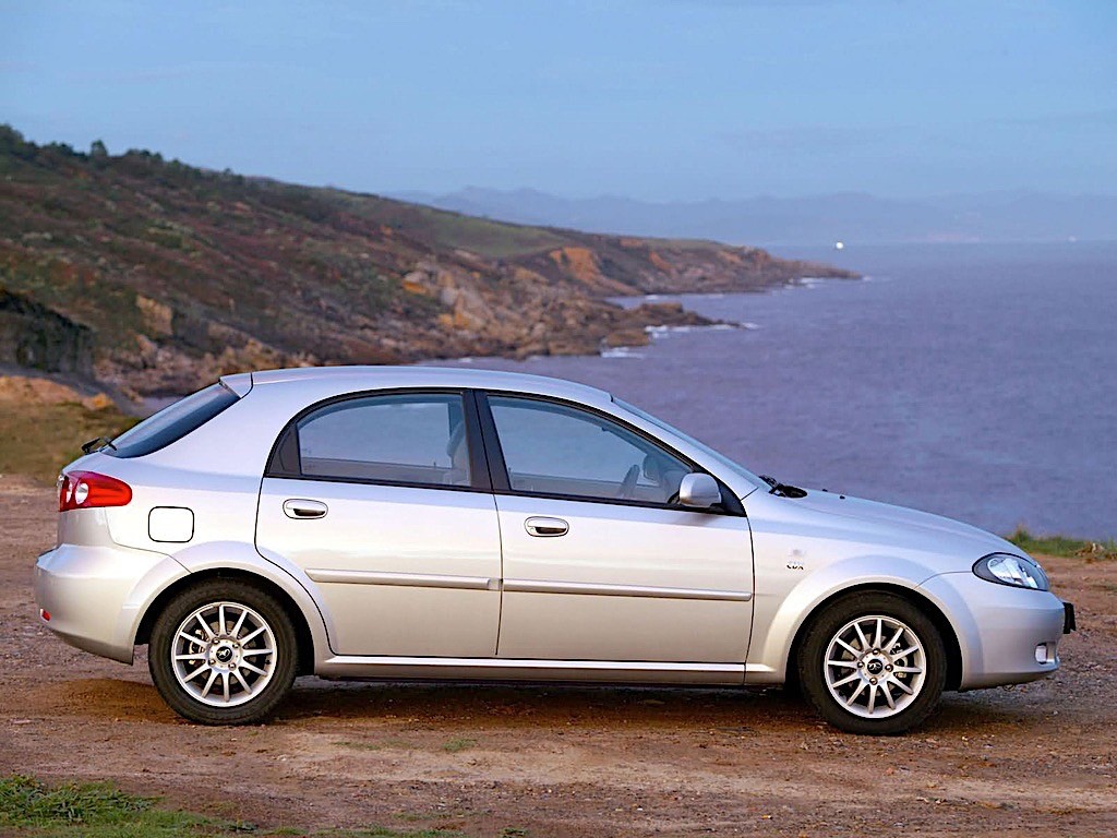 Daewoo Lacetti 5 Doors photo 23