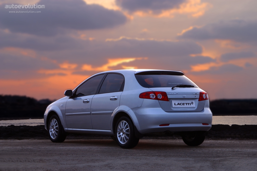 Daewoo Lacetti 5 Doors photo 6