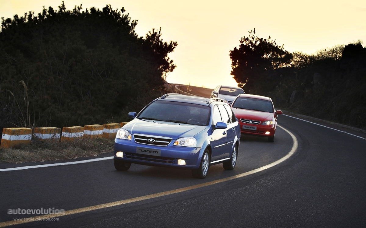 Daewoo DAEWOO Lacetti Wagon 1.8L 5MT FWD (122 HP)