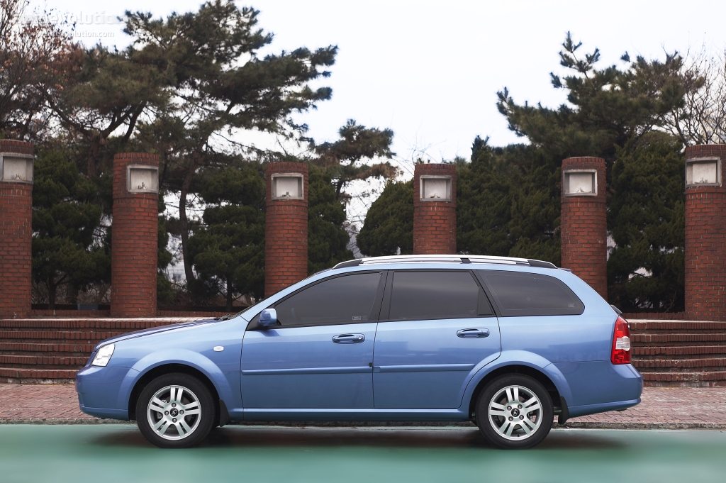 Daewoo Lacetti Wagon photo 5