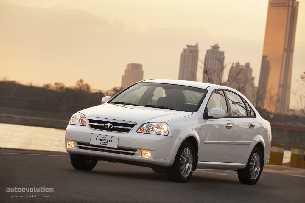 Daewoo Lacetti photo 2