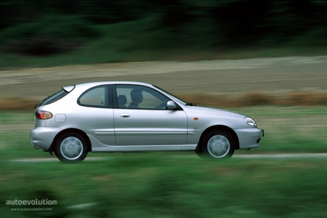 Daewoo Lanos Hatchback 3 Doors Foto 4