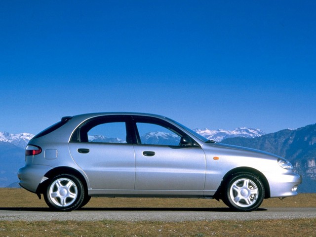 Daewoo Lanos Hatchback 5 Doors Foto 8
