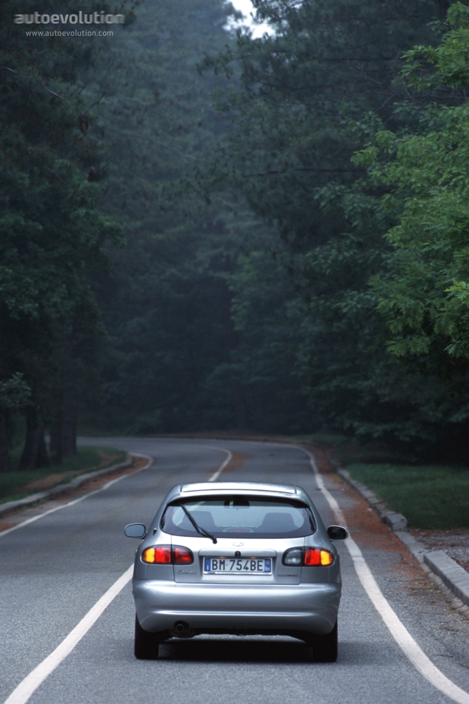 Daewoo Lanos Hatchback 5 Doors photo 4