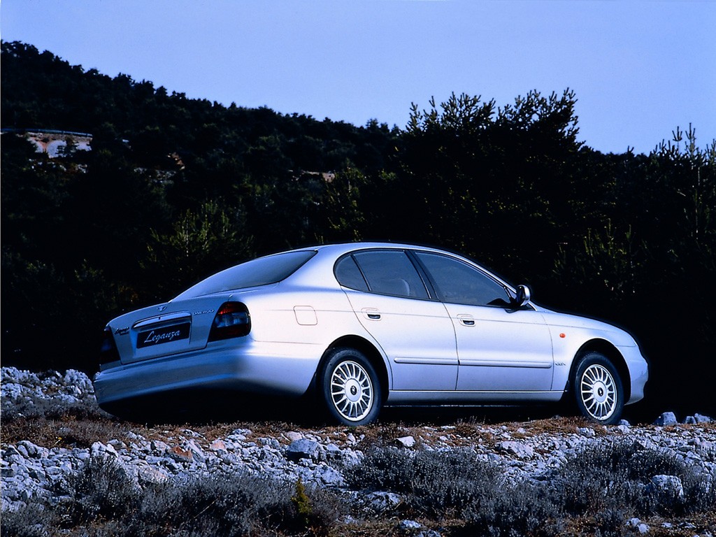 Daewoo Leganza photo 11