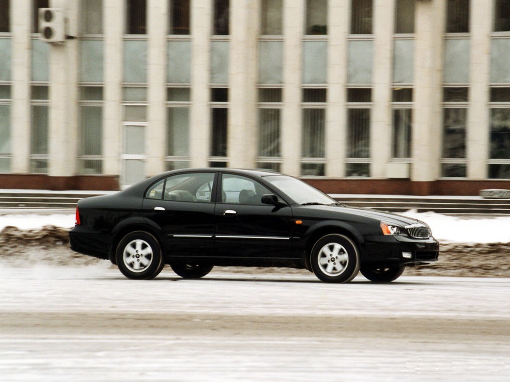 Daewoo Magnus photo 3